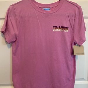 Champion t-shirt size small